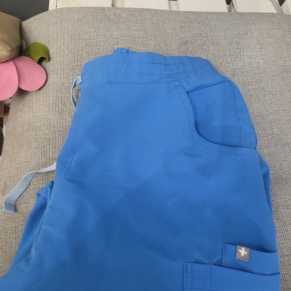 FIGS WOMEN'S SCRUB PANTS - Picture 4 of 9